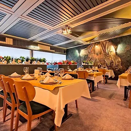 Moonday Hotel Talas