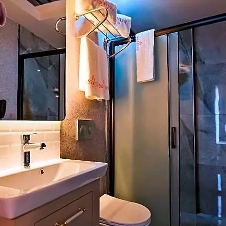 Hotel Moonday 4*